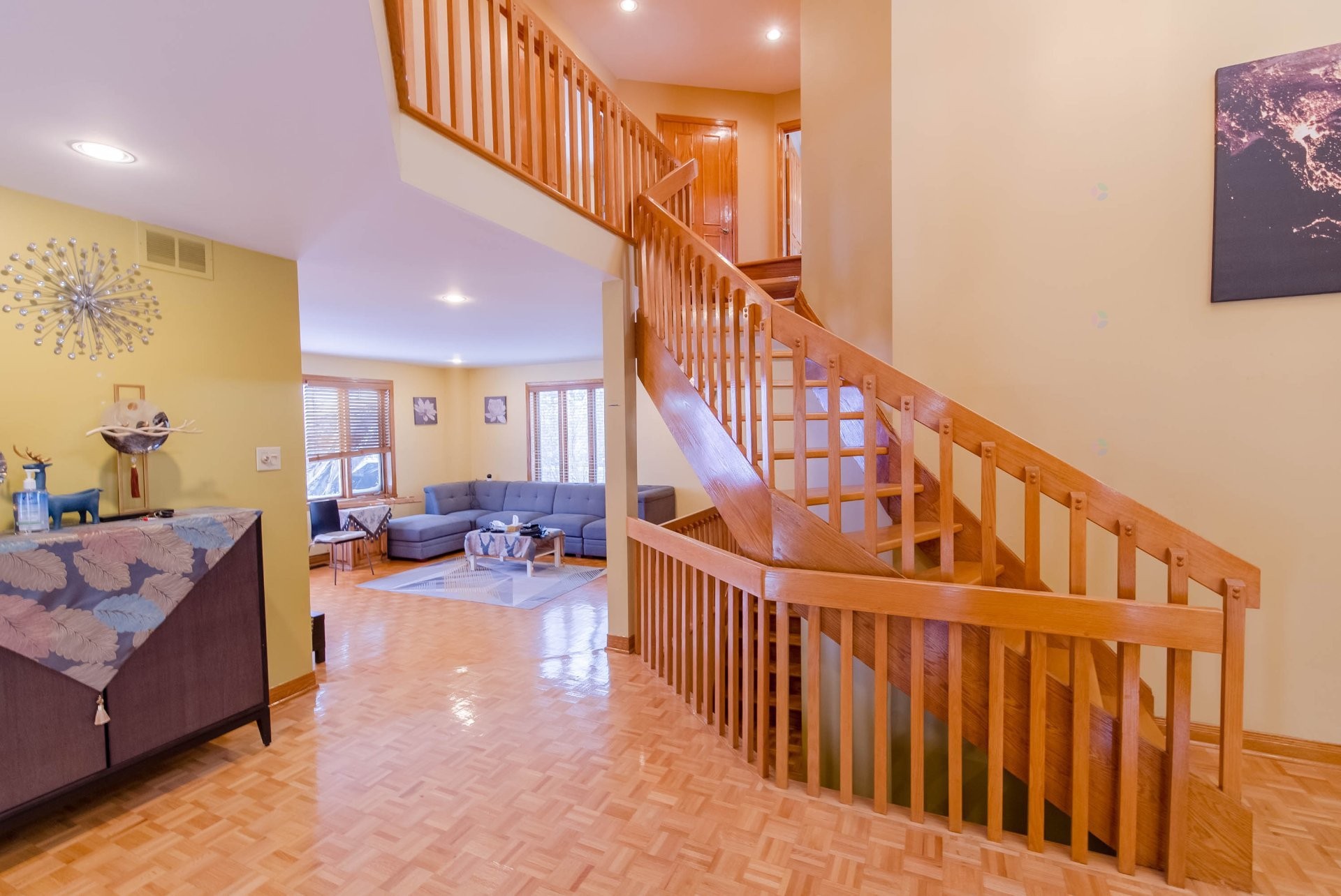 









9105


Crois. Rimouski

,
Brossard,




QC
J4X2S3

