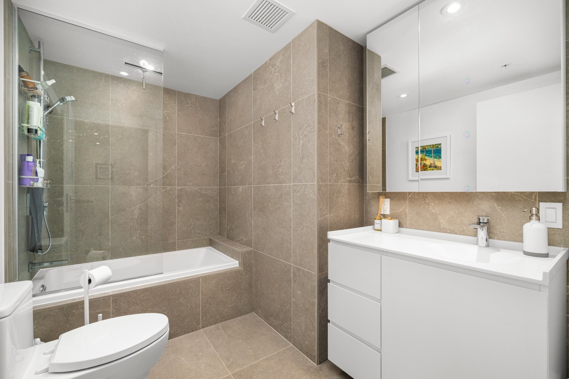 









1000


Rue André-Prévost

, 1104,
Montréal (Verdun/Île-des-Soeurs),




QC
H3E0G2

