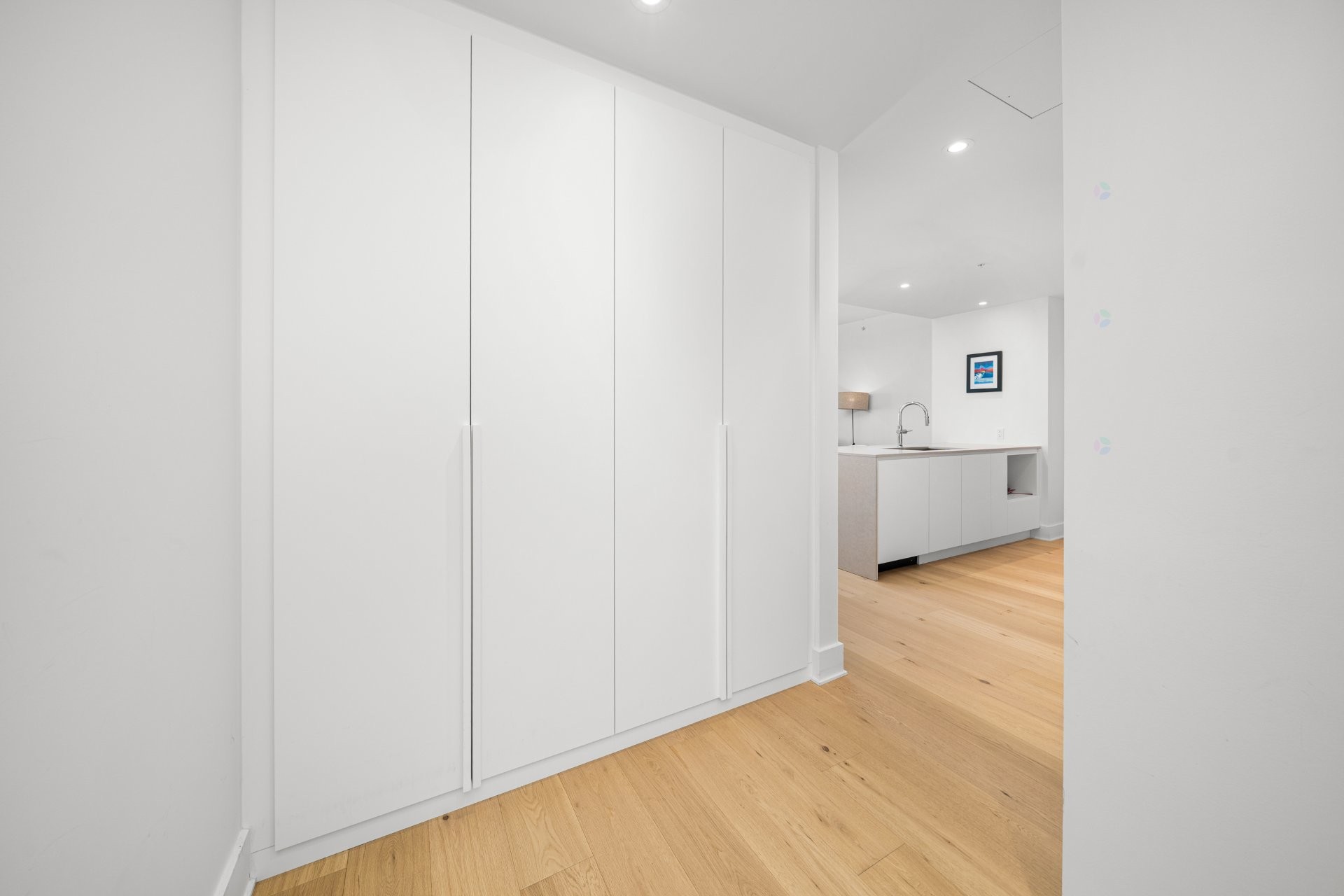 









1000


Rue André-Prévost

, 1104,
Montréal (Verdun/Île-des-Soeurs),




QC
H3E0G2

