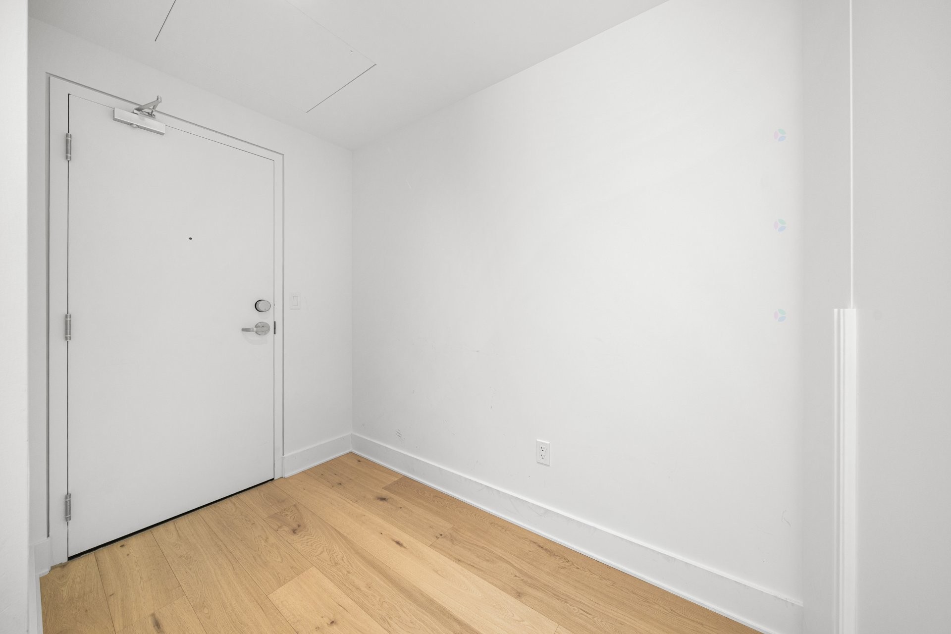 









1000


Rue André-Prévost

, 1104,
Montréal (Verdun/Île-des-Soeurs),




QC
H3E0G2

