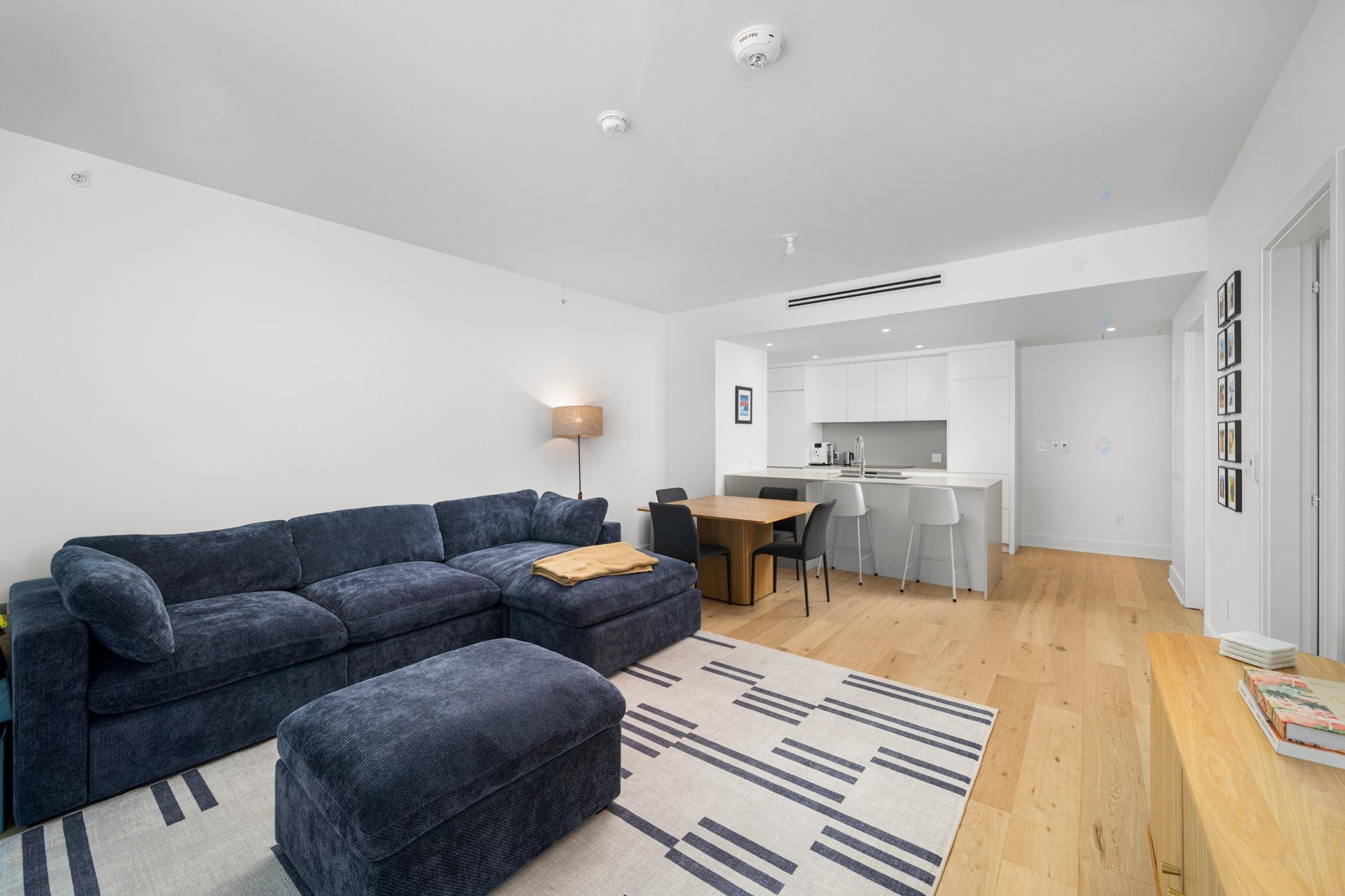









1000


Rue André-Prévost

, 1104,
Montréal (Verdun/Île-des-Soeurs),




QC
H3E0G2

