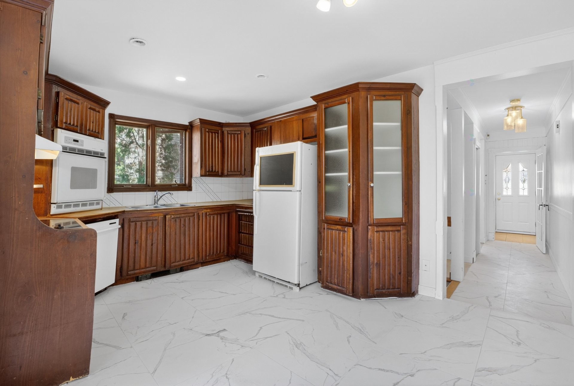 









10950

 - 10952


Av. Lausanne

,
Montréal (Montréal-Nord),




QC
H1H5B7

