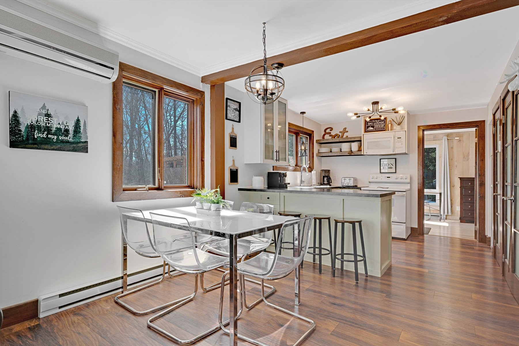 









54


Rue Lawken

,
Morin-Heights,




QC
J0R1H0

