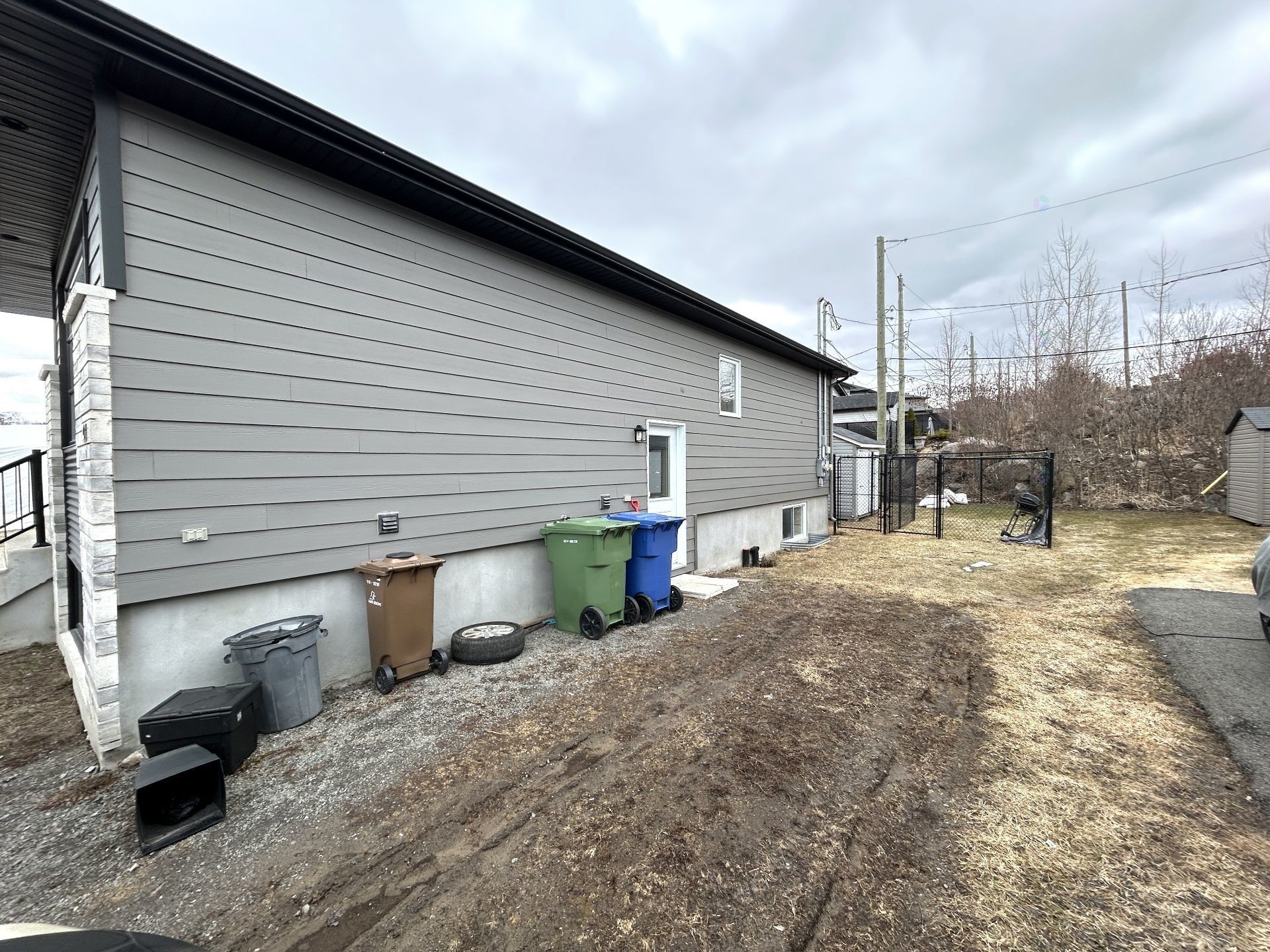 









969

 - 971


Rue du Faubourg

,
Saint-Jérôme,




QC
J5L0H9

