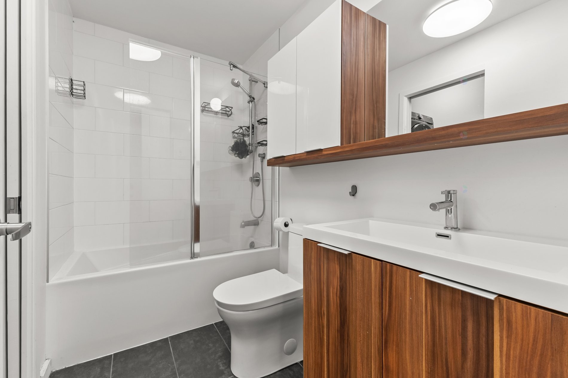 









558


Rue Nicolet

,
Montréal (Mercier/Hochelaga-Maisonneuve),




QC
H1W0C2

