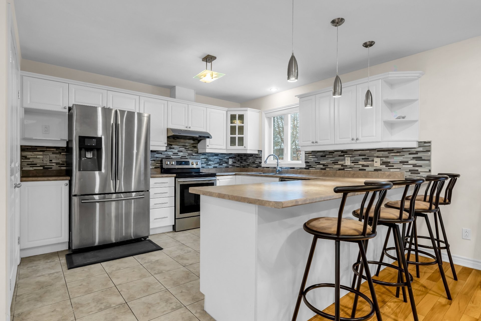 









12809


Rue Brook

,
Montréal (Pierrefonds-Roxboro),




QC
H8Z1C1

