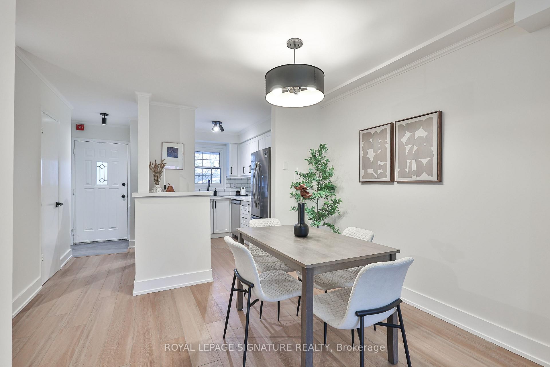 









101


Glen Manor

Drive, 6,
Toronto,




ON
M4E 3V3

