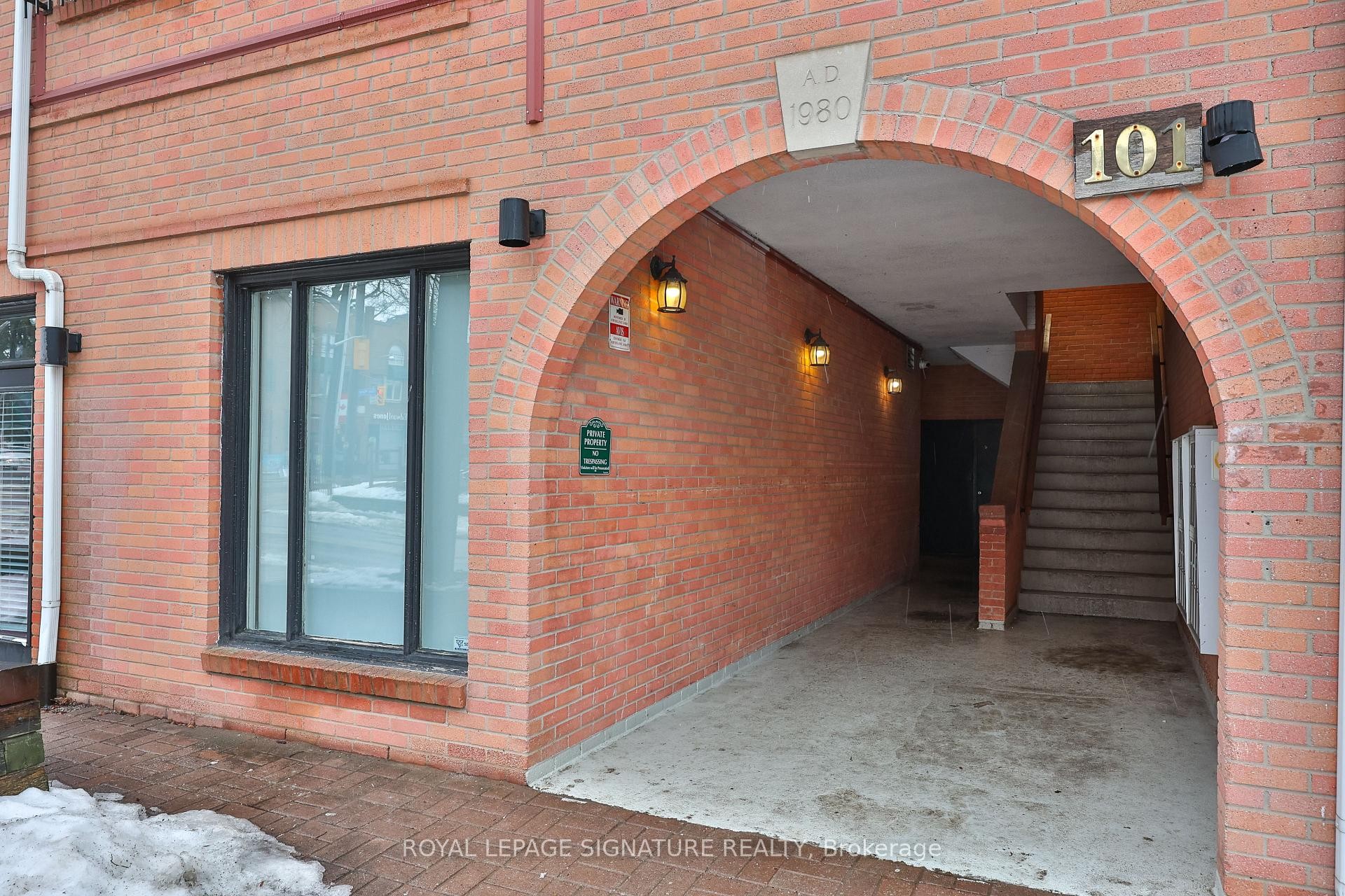 









101


Glen Manor

Drive, 6,
Toronto,




ON
M4E 3V3

