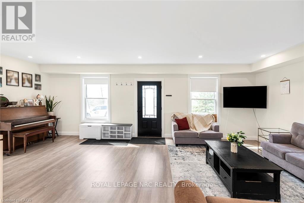 












136 RYMER ROAD

,
Haldimand (Dunnville),




Ontario
N0A1K0

