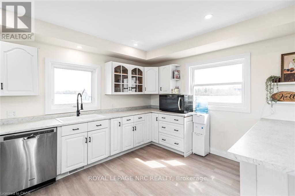 












136 RYMER ROAD

,
Haldimand (Dunnville),




Ontario
N0A1K0


