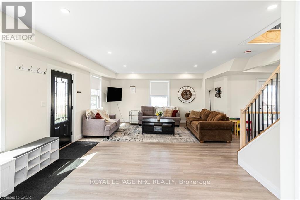 












136 RYMER ROAD

,
Haldimand (Dunnville),




Ontario
N0A1K0

