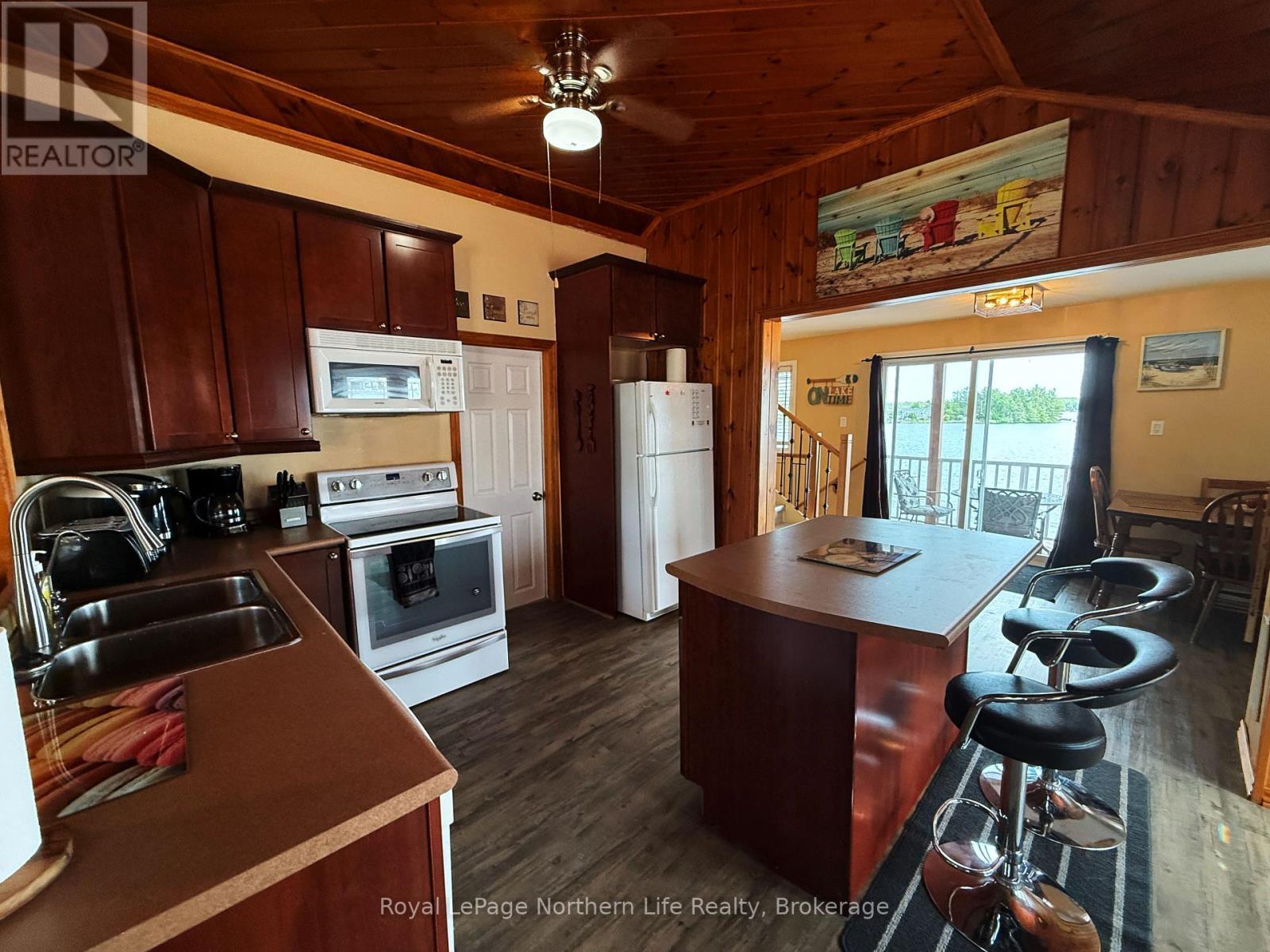 












30 PRESQU'ILE ROAD

,
West Nipissing (Verner),




Ontario
P0H2M0

