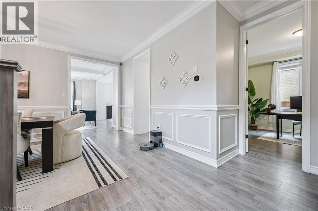 












145 HARPIN Way E

,
Centre Wellington,




Ontario
N1M2W3

