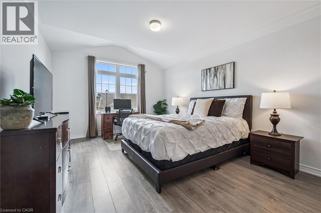 












145 HARPIN Way E

,
Centre Wellington,




Ontario
N1M2W3

