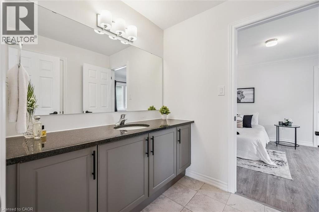 












145 HARPIN Way E

,
Centre Wellington,




Ontario
N1M2W3

