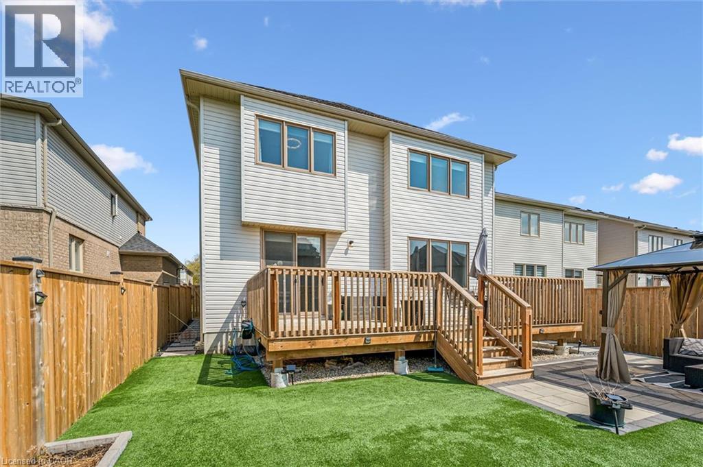 












145 HARPIN Way E

,
Centre Wellington,




Ontario
N1M2W3

