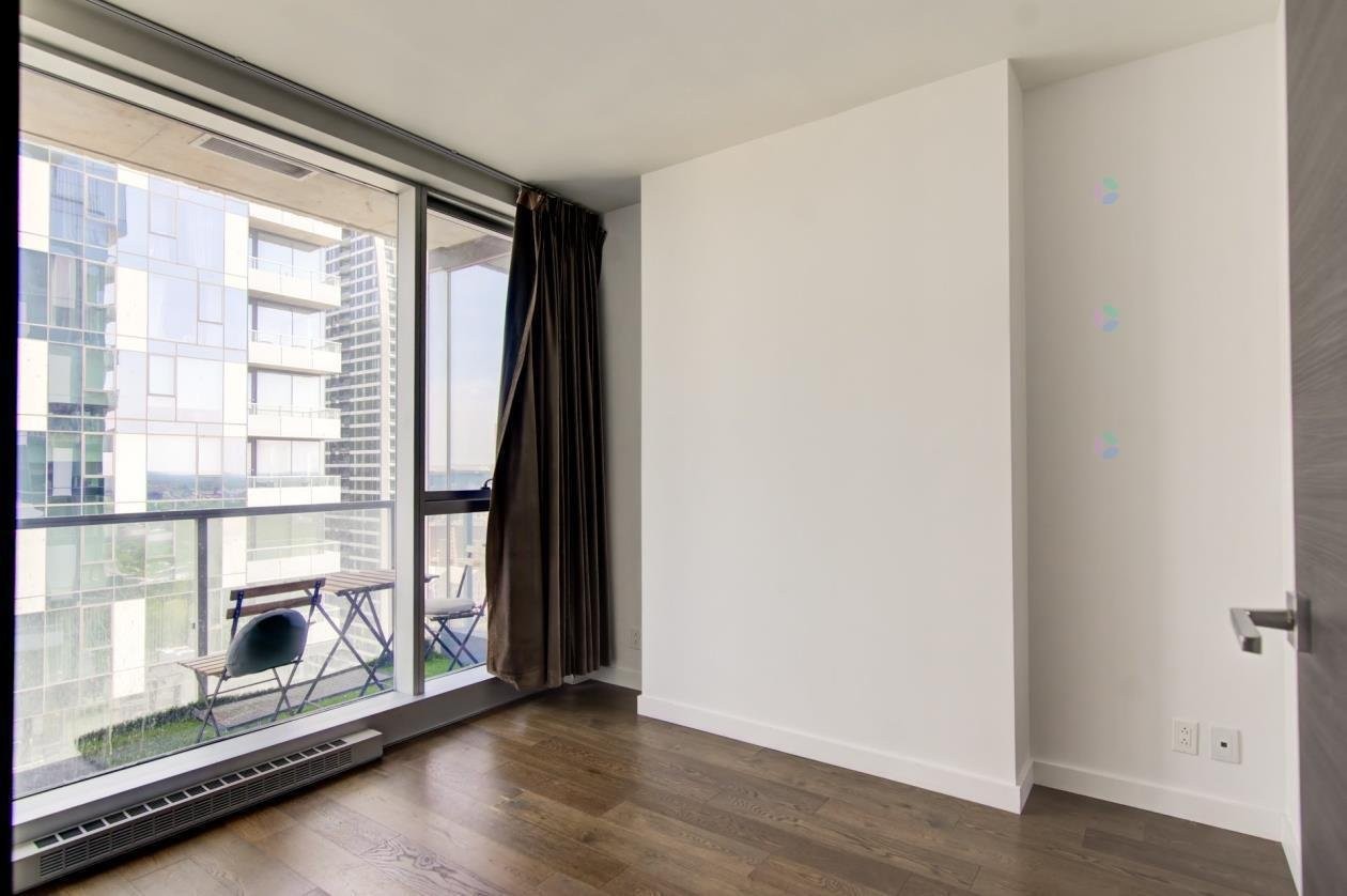 









1450


Boul. René-Lévesque O.

, 2507,
Montréal (Ville-Marie),




QC
H3G1T6

