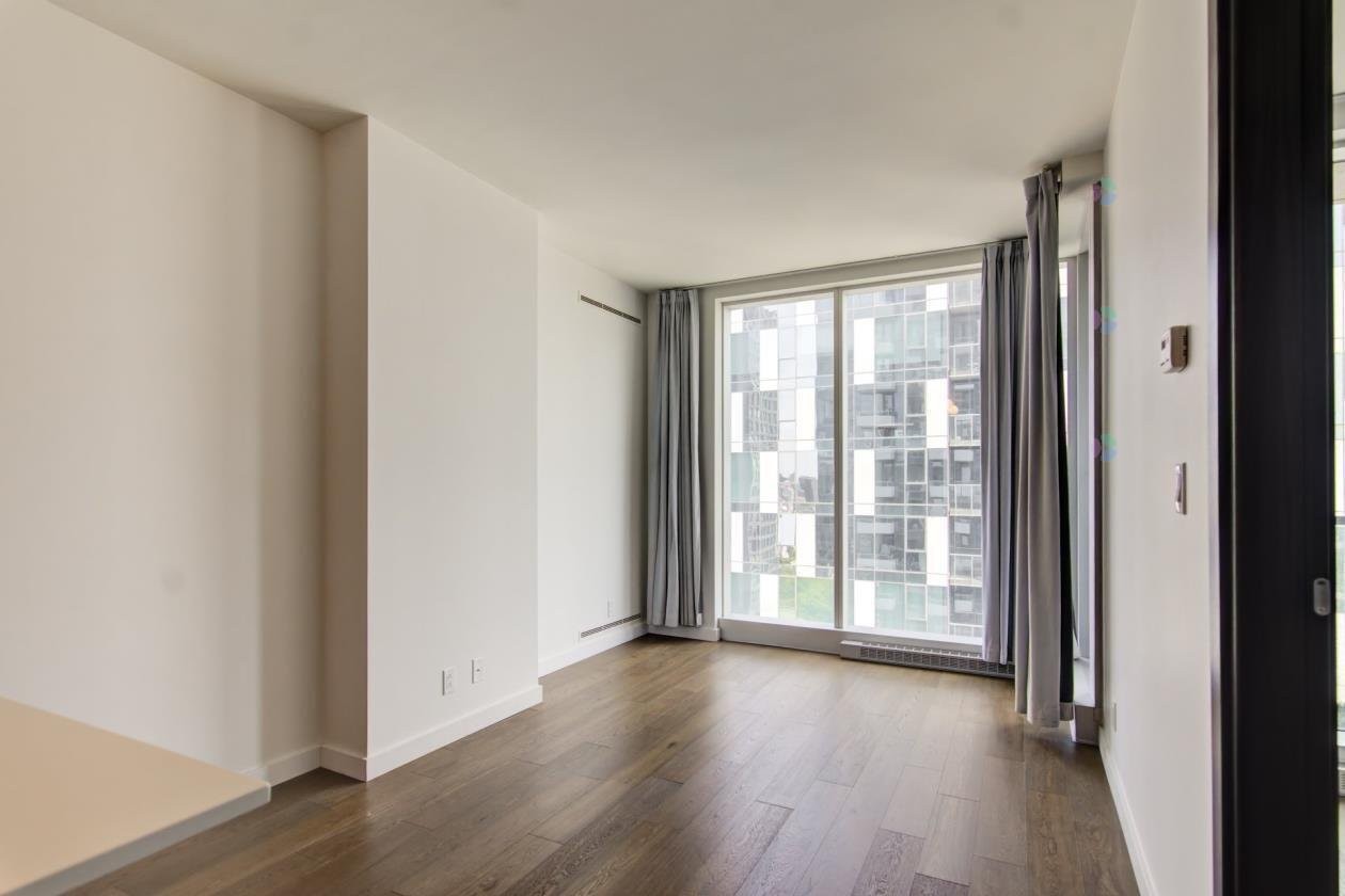 









1450


Boul. René-Lévesque O.

, 2507,
Montréal (Ville-Marie),




QC
H3G1T6

