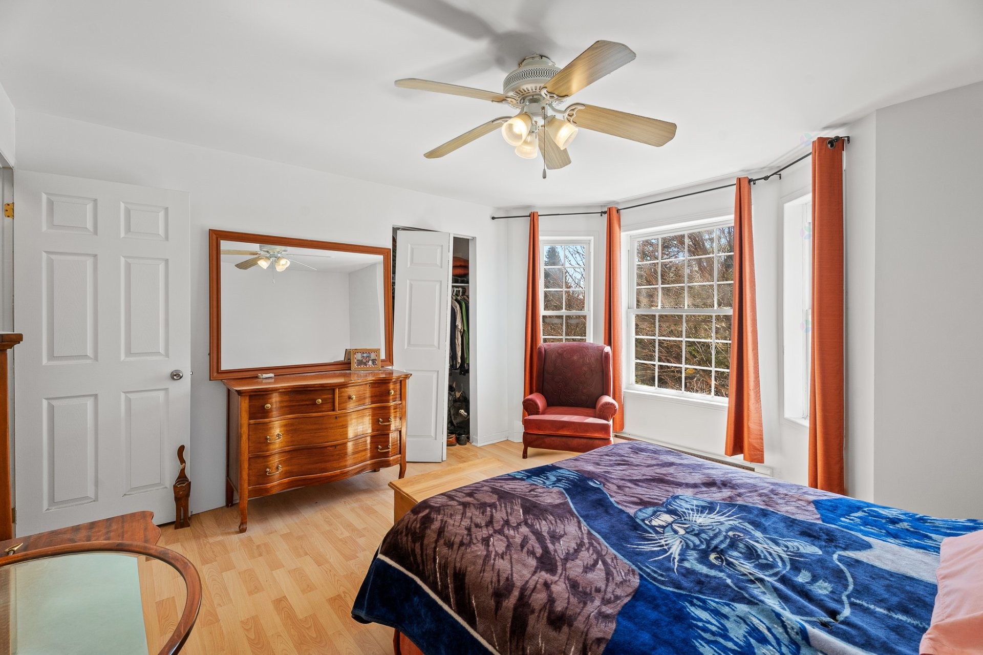 









22


Rue du Joli-Bosquet

,
Sainte-Marguerite-du-Lac-Masson,




QC
J0T1L0

