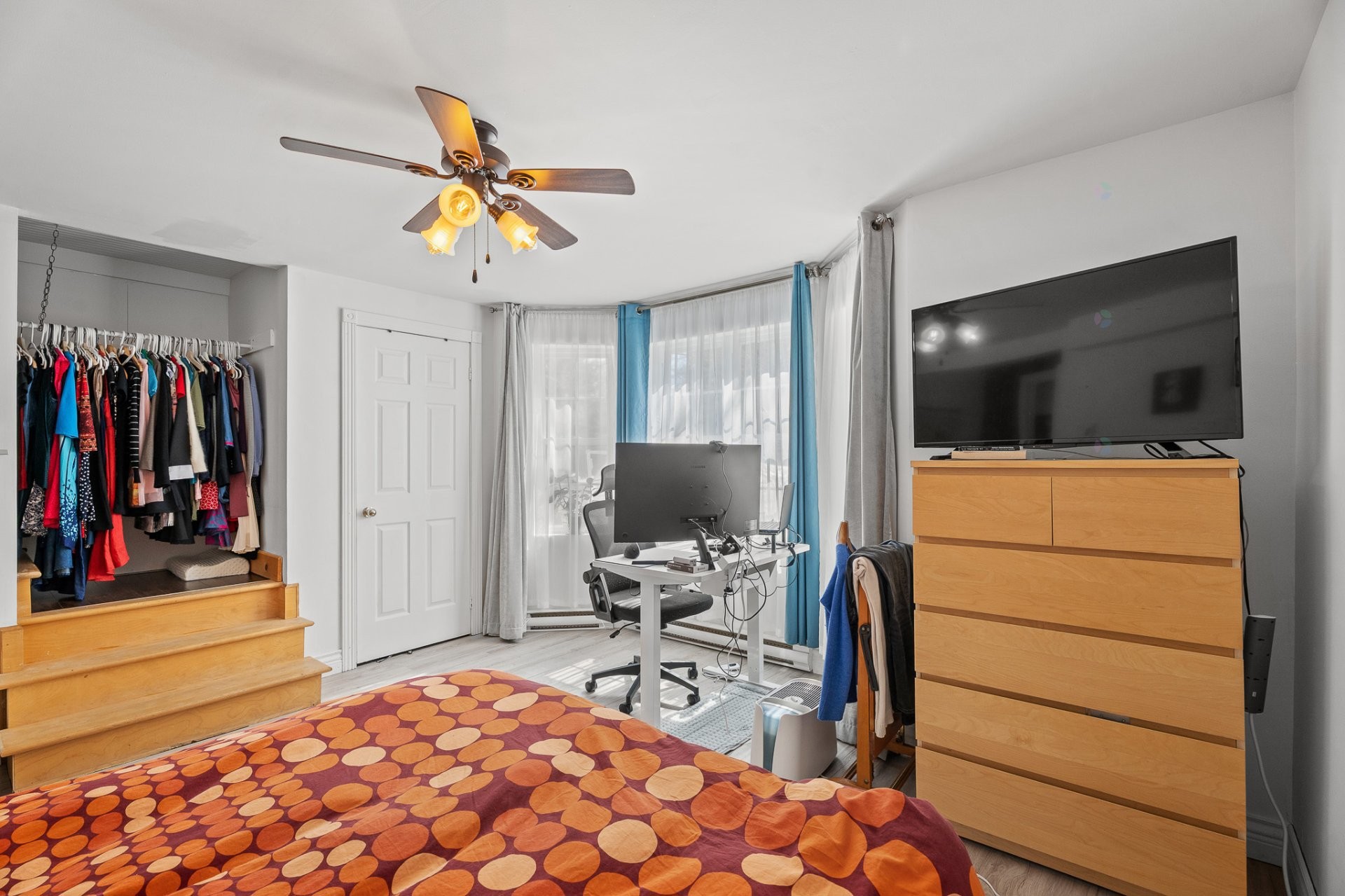 









22


Rue du Joli-Bosquet

,
Sainte-Marguerite-du-Lac-Masson,




QC
J0T1L0

