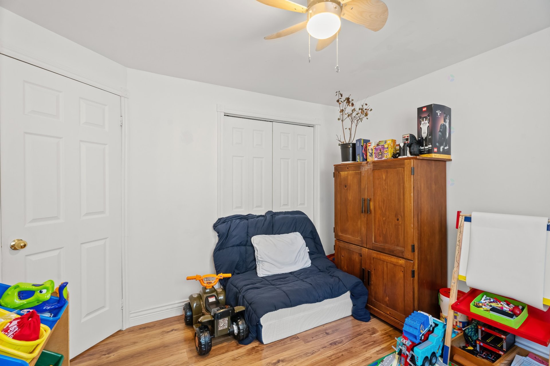 









22


Rue du Joli-Bosquet

,
Sainte-Marguerite-du-Lac-Masson,




QC
J0T1L0

