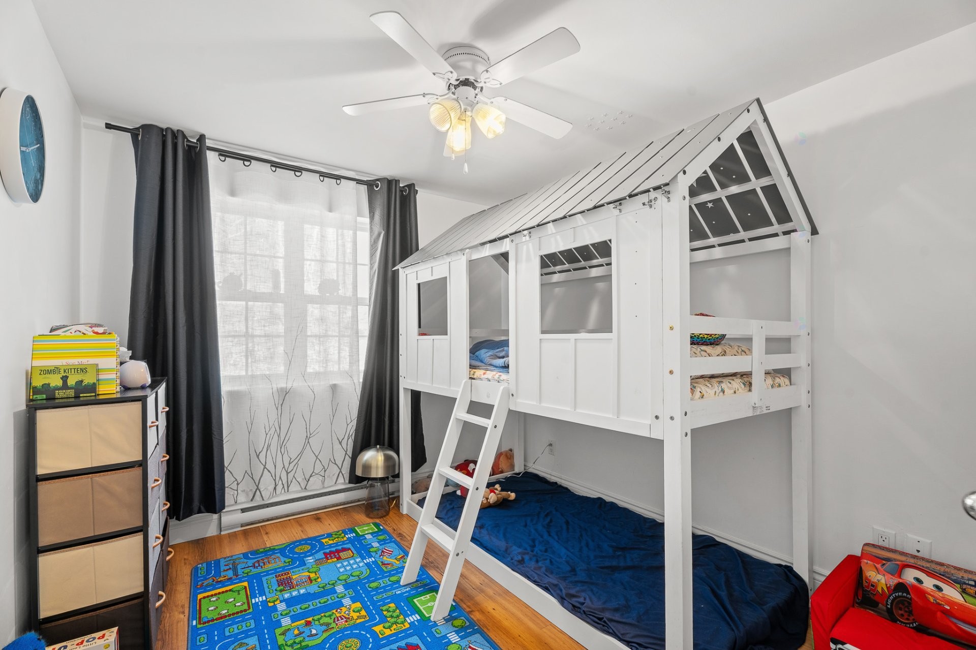 









22


Rue du Joli-Bosquet

,
Sainte-Marguerite-du-Lac-Masson,




QC
J0T1L0

