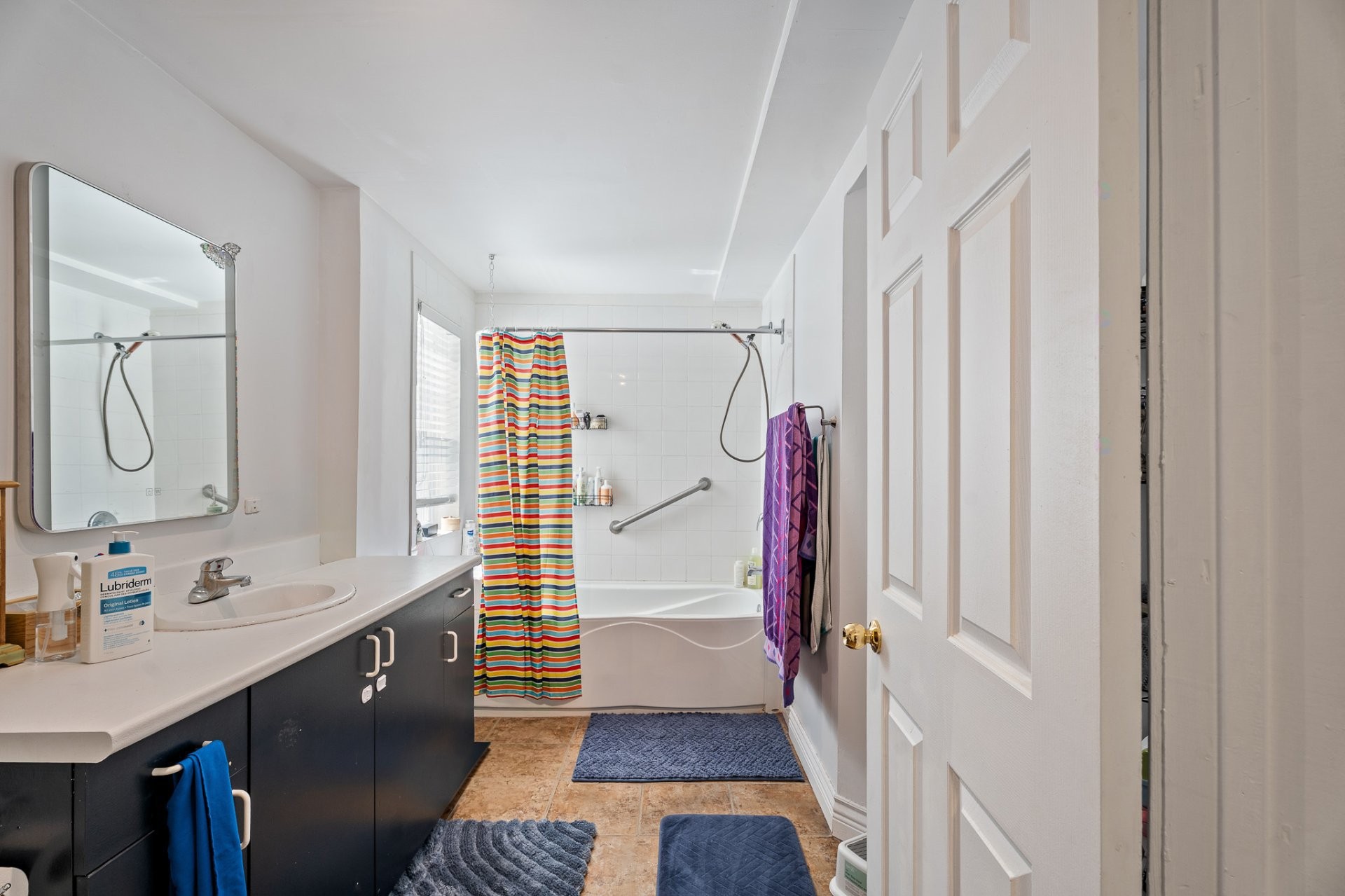 









22


Rue du Joli-Bosquet

,
Sainte-Marguerite-du-Lac-Masson,




QC
J0T1L0

