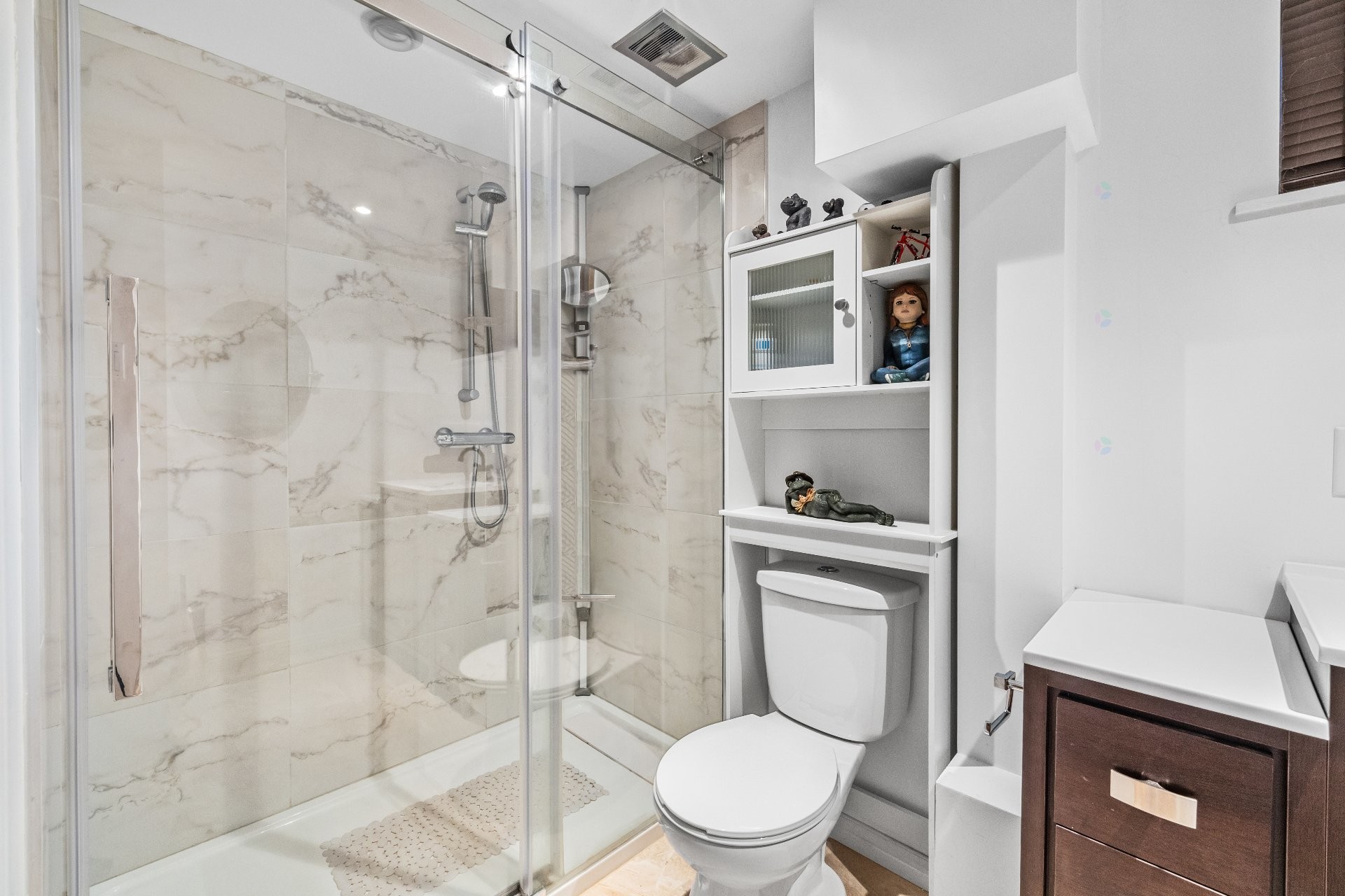 









1520


Rue Verchères

,
Longueuil (Le Vieux-Longueuil),




QC
J4K2Z7

