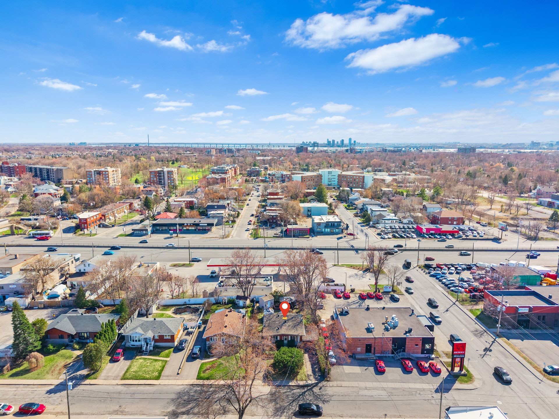 









1520


Rue Verchères

,
Longueuil (Le Vieux-Longueuil),




QC
J4K2Z7

