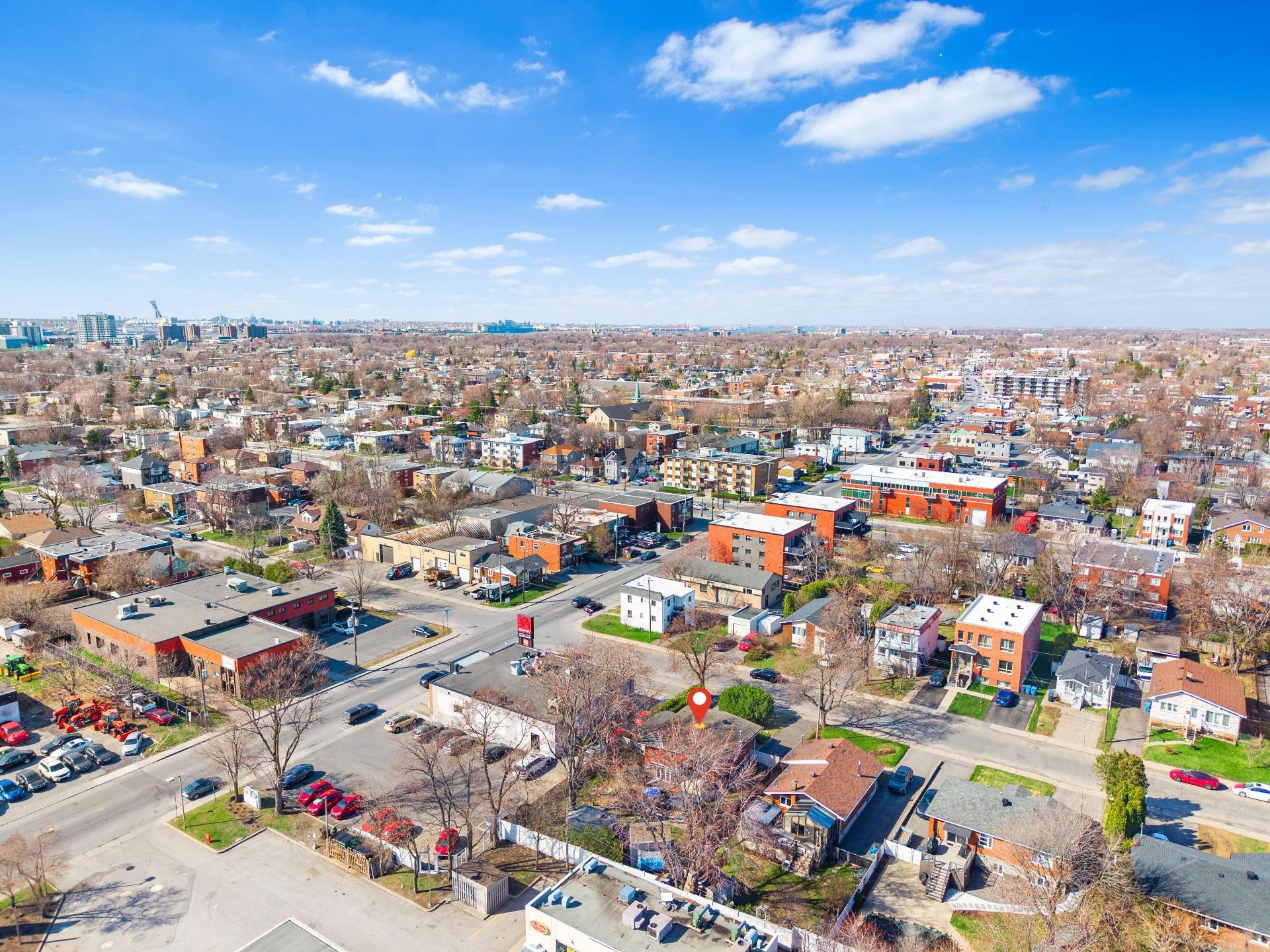 









1520


Rue Verchères

,
Longueuil (Le Vieux-Longueuil),




QC
J4K2Z7

