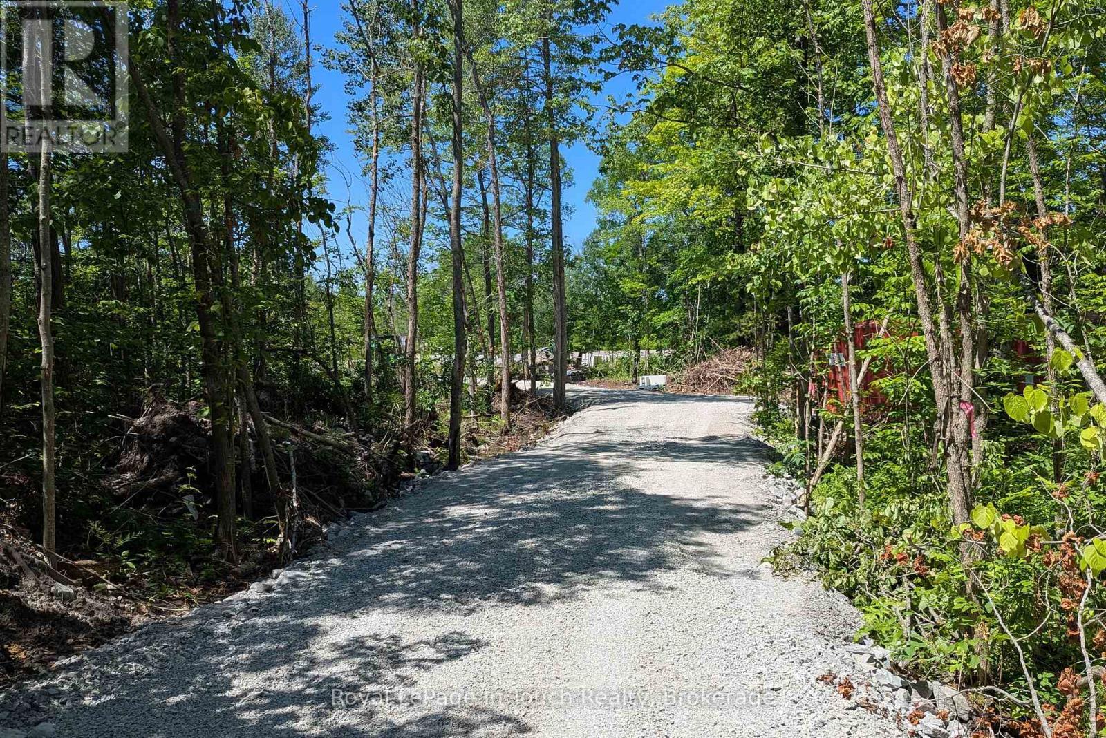 












434 SOUTH BAY ROAD

,
Georgian Bay (Baxter),




Ontario
L0K1S0

