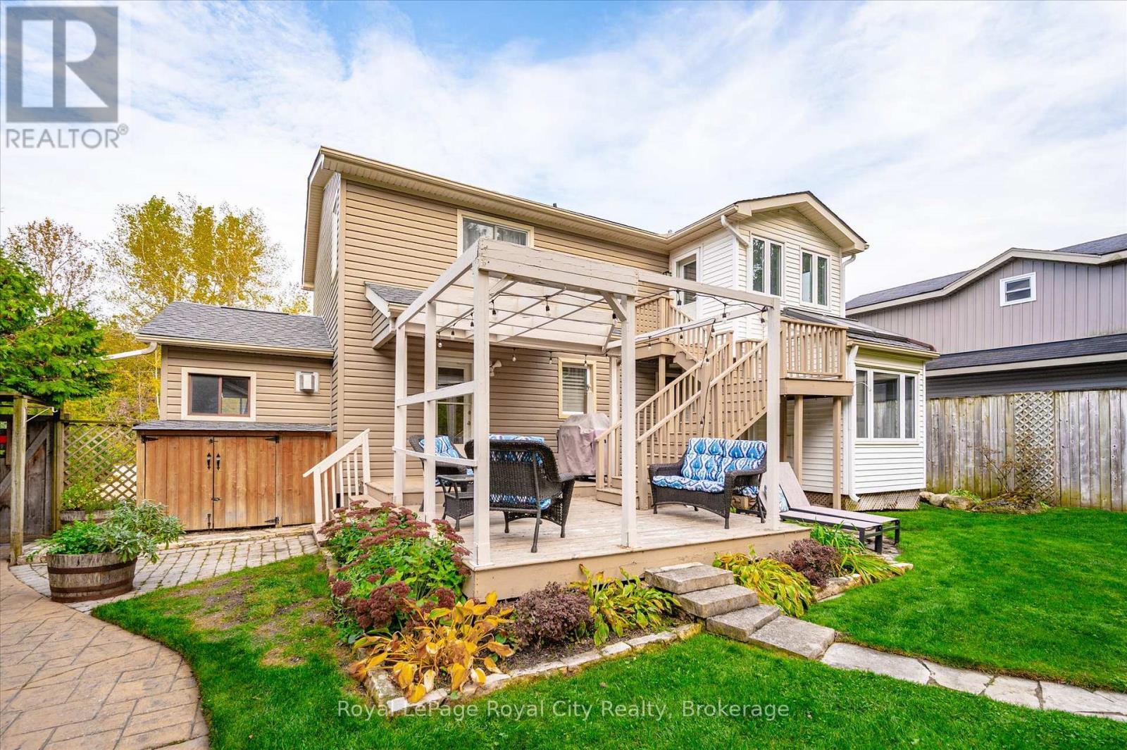 












6548 BEATTY LINE N

,
Centre Wellington (Fergus),




Ontario
N1M2W3

