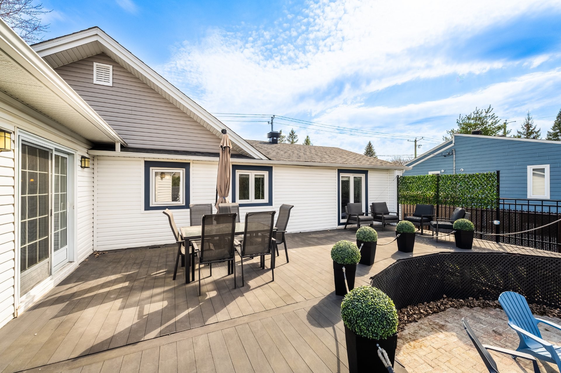 









179


Rue Mailloux

,
Saint-Jean-sur-Richelieu,




QC
J2W1N9

