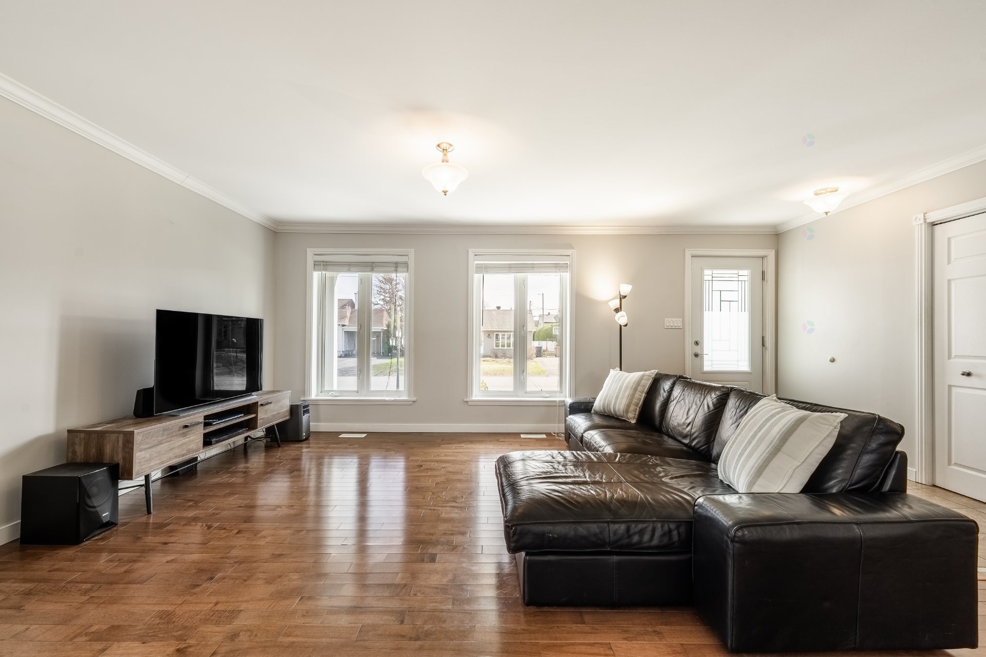 









179


Rue Mailloux

,
Saint-Jean-sur-Richelieu,




QC
J2W1N9

