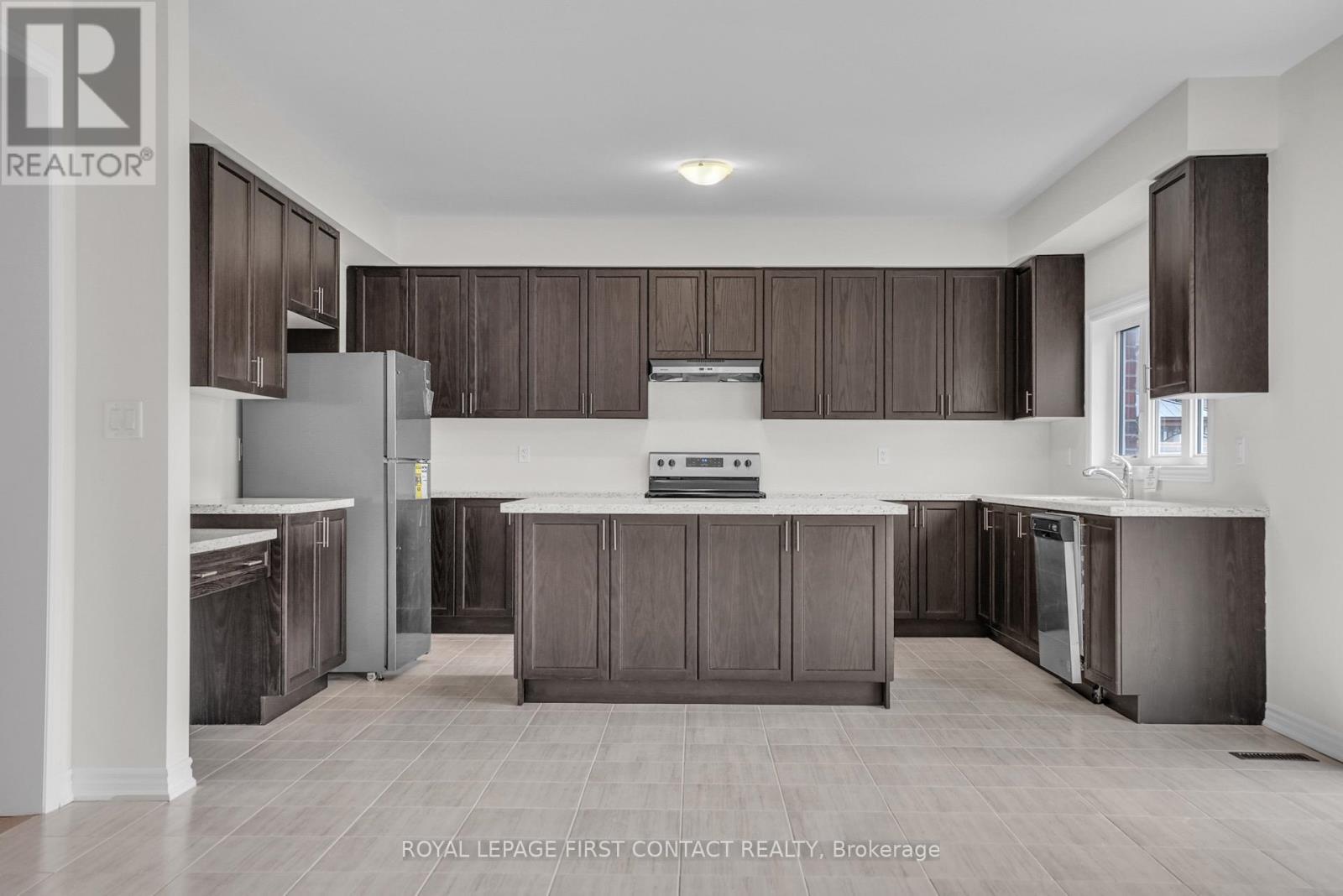 












1080 WICKHAM ROAD

,
Innisfil,




Ontario
L9S0P8

