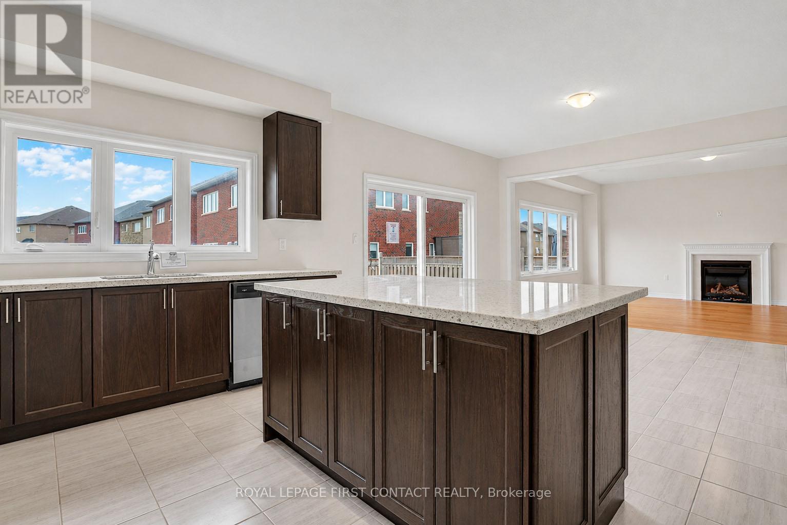 












1080 WICKHAM ROAD

,
Innisfil,




Ontario
L9S0P8


