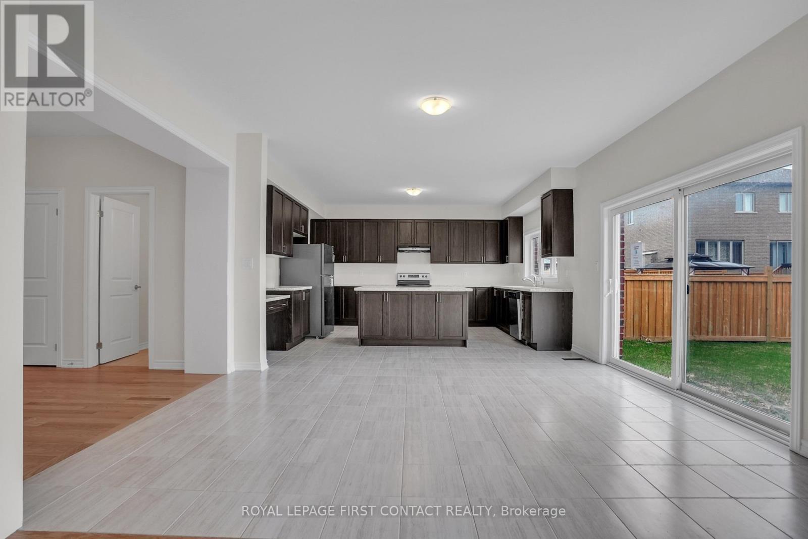 












1080 WICKHAM ROAD

,
Innisfil,




Ontario
L9S0P8

