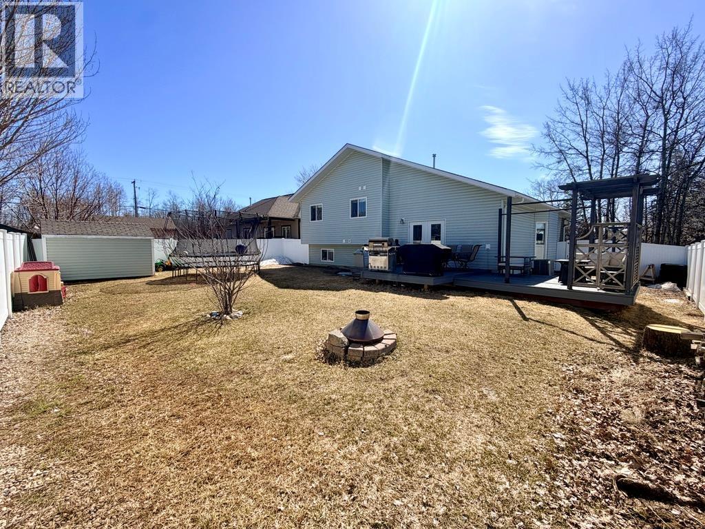 












1708 89 Avenue

,
Dawson Creek,




British Columbia
V1G5A7

