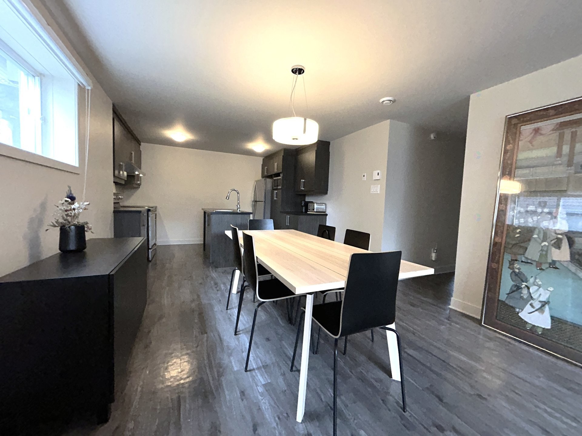 









969Z

 - 971Z


Rue du Faubourg

,
Saint-Jérôme,




QC
J5L0H9

