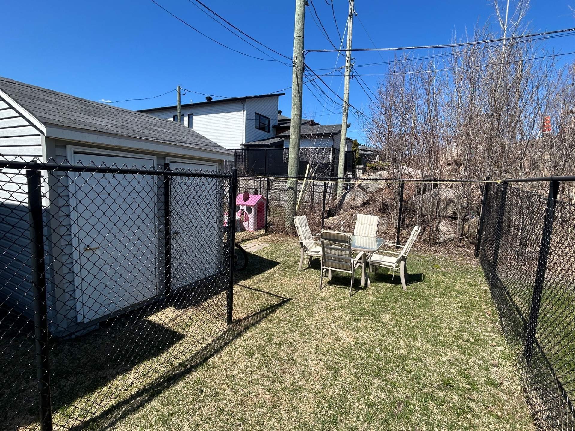 









969Z

 - 971Z


Rue du Faubourg

,
Saint-Jérôme,




QC
J5L0H9

