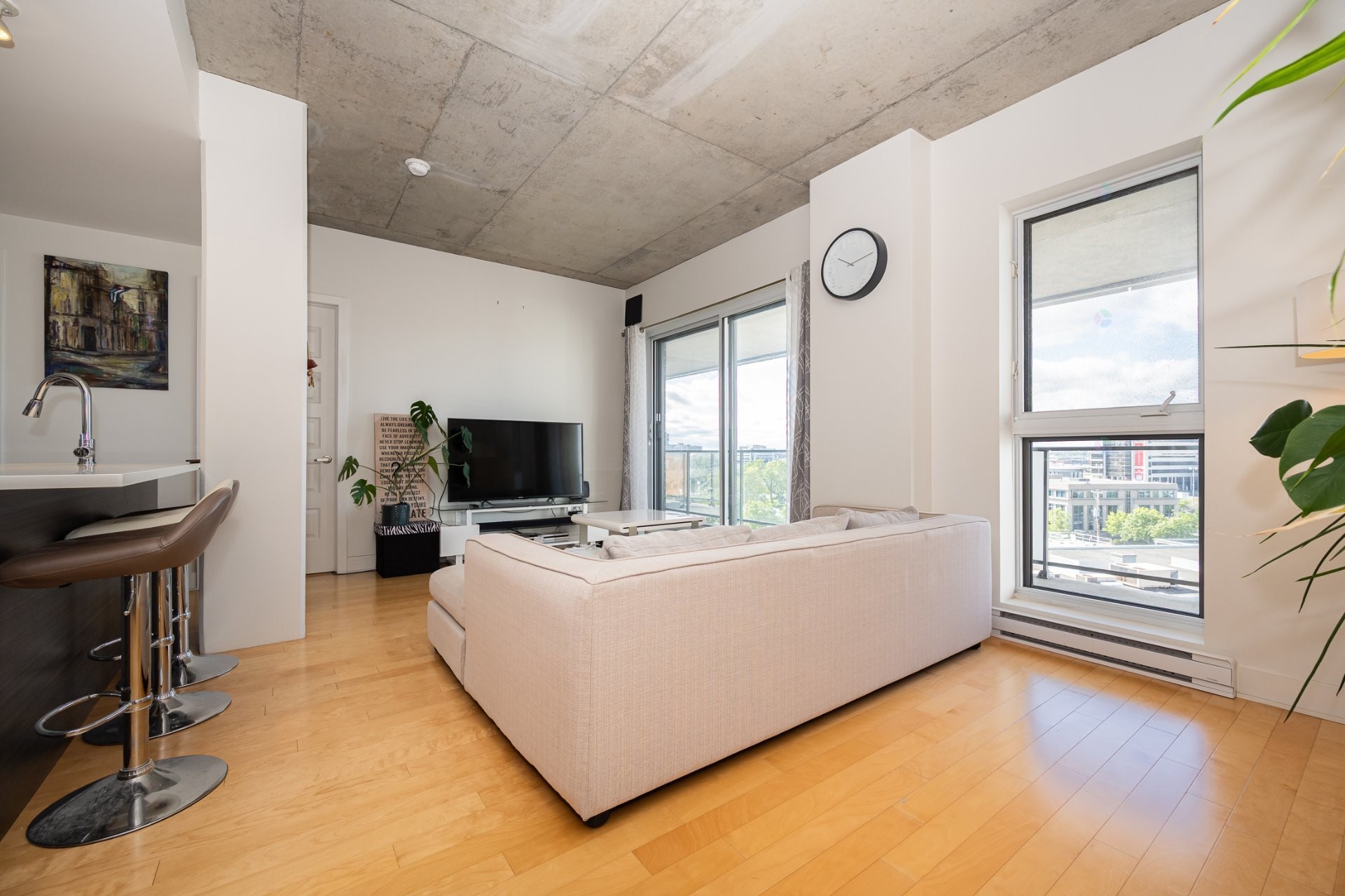 









2335


Ch. Manella

, 706,
Mont-Royal,




QC
H4P0B3

