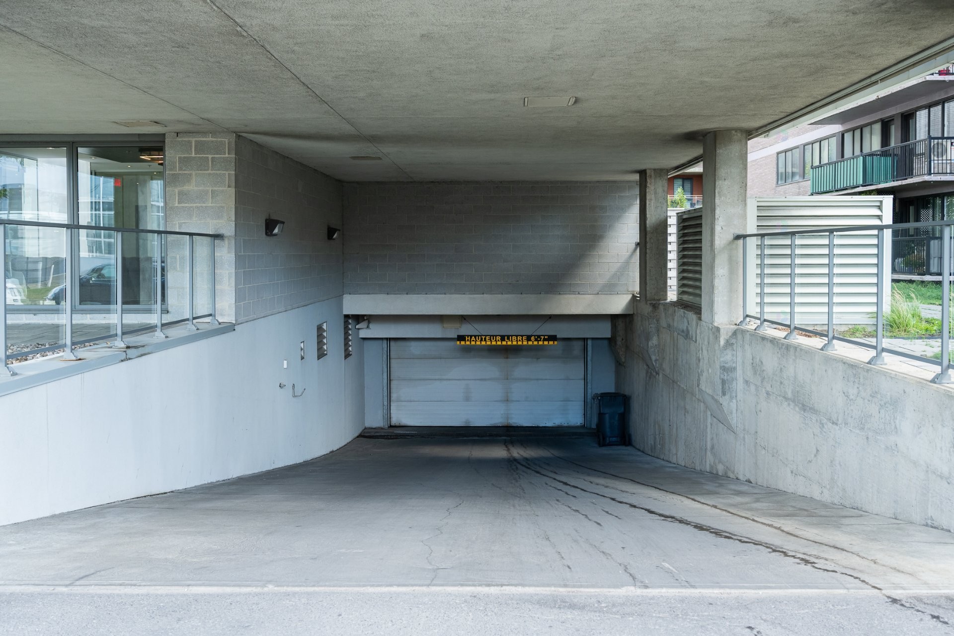 









2335


Ch. Manella

, 706,
Mont-Royal,




QC
H4P0B3

