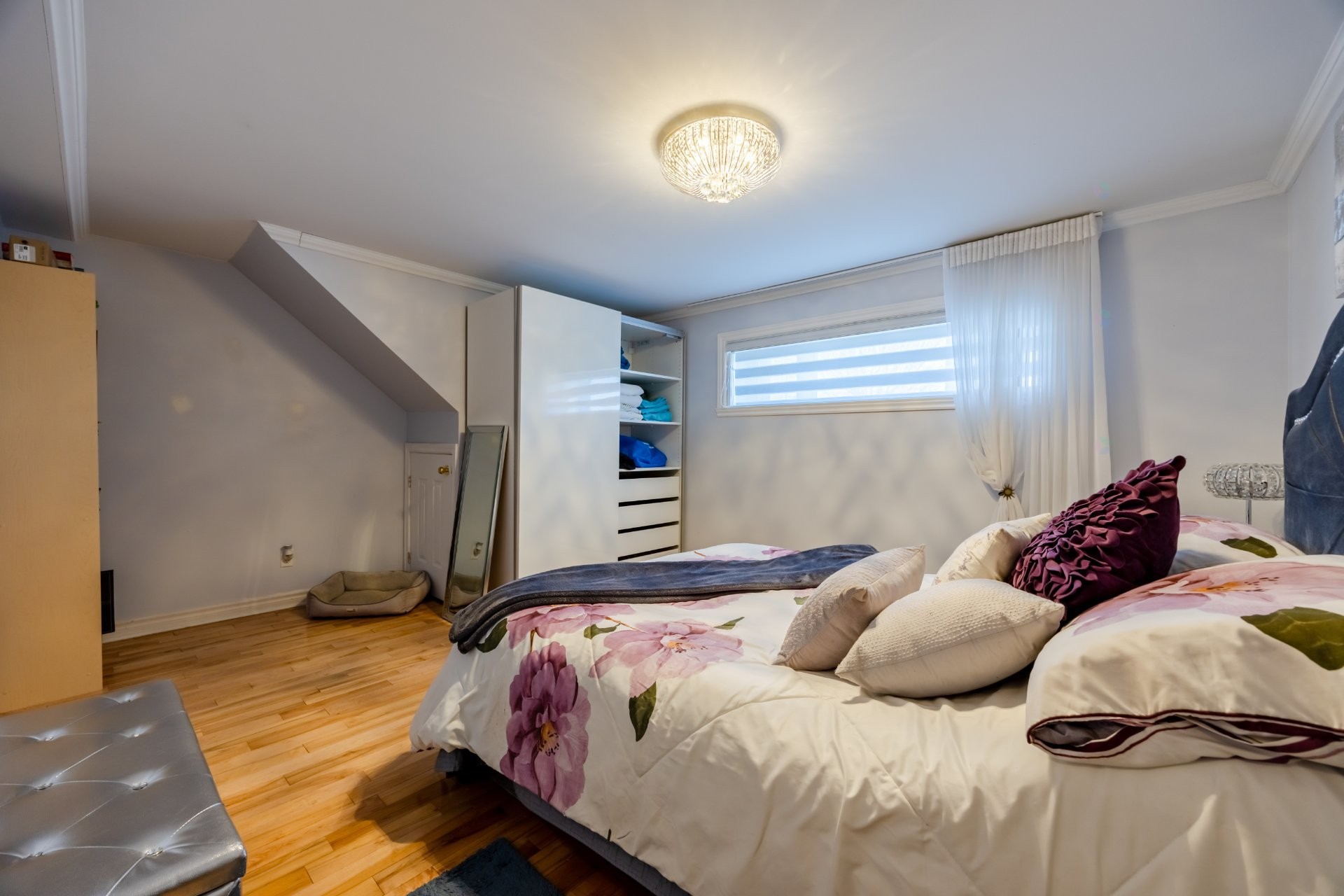 









5615


Av. Raoul

,
Longueuil (Saint-Hubert),




QC
J3Y7P2

