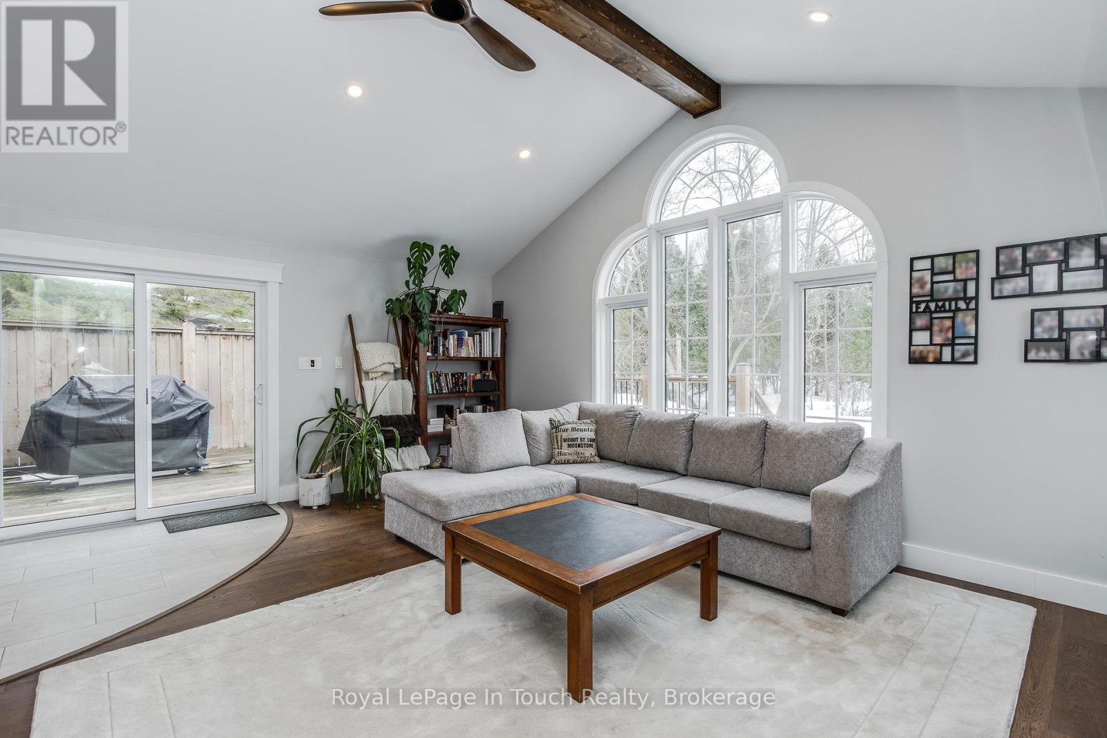 












1130 MARCELLUS DRIVE

,
Midland,




Ontario
L4R5J1

