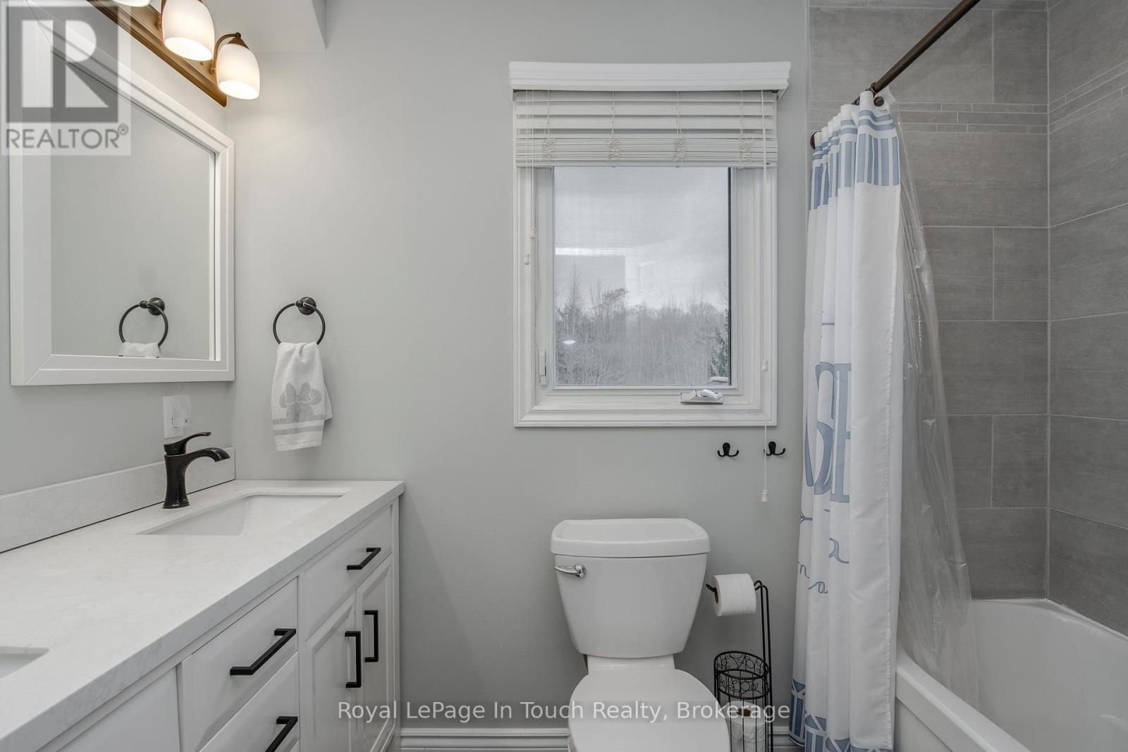 












1130 MARCELLUS DRIVE

,
Midland,




Ontario
L4R5J1

