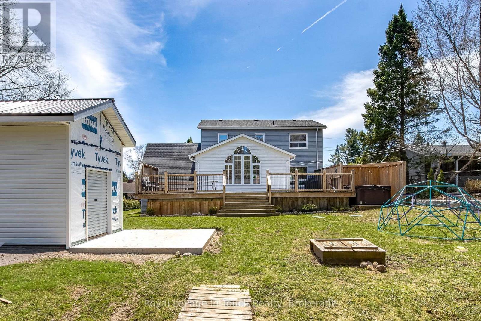 












1130 MARCELLUS DRIVE

,
Midland,




Ontario
L4R5J1

