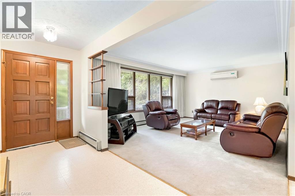












4620 SIDEROAD 20 N Road

,
Puslinch,




Ontario
N1H6J3


