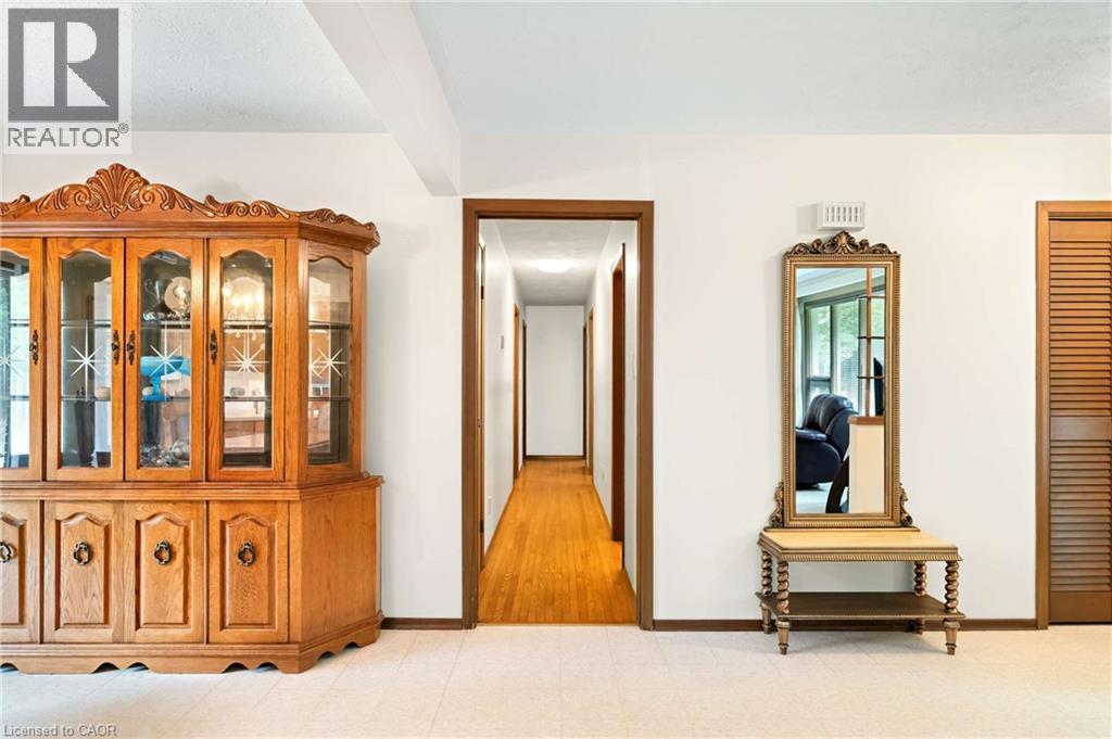 












4620 SIDEROAD 20 N Road

,
Puslinch,




Ontario
N1H6J3

