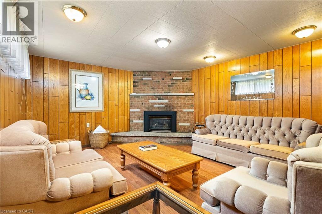 












4620 SIDEROAD 20 N Road

,
Puslinch,




Ontario
N1H6J3

