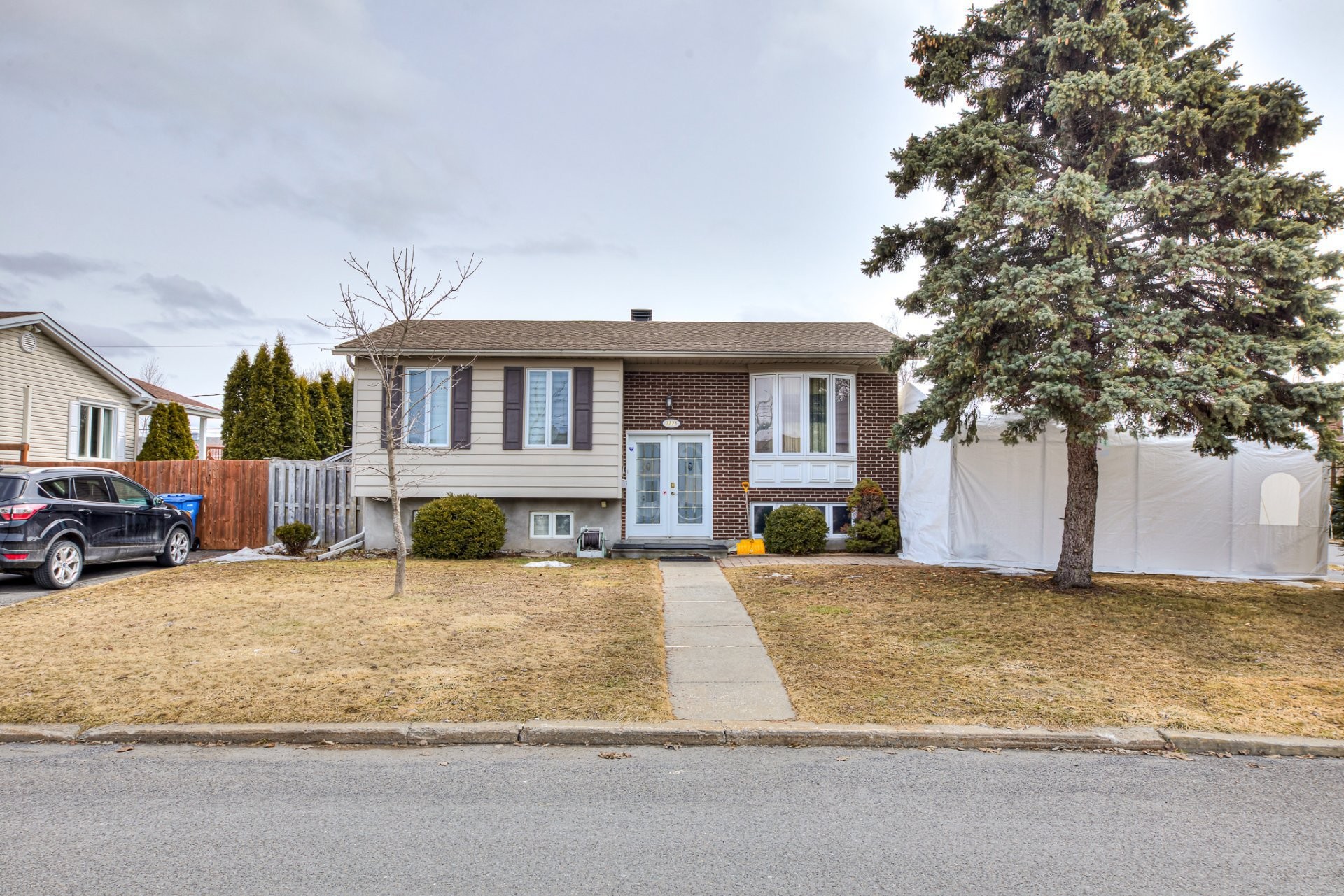 









3775


Rue Sullivan

,
Longueuil (Saint-Hubert),




QC
J3Y6L8

